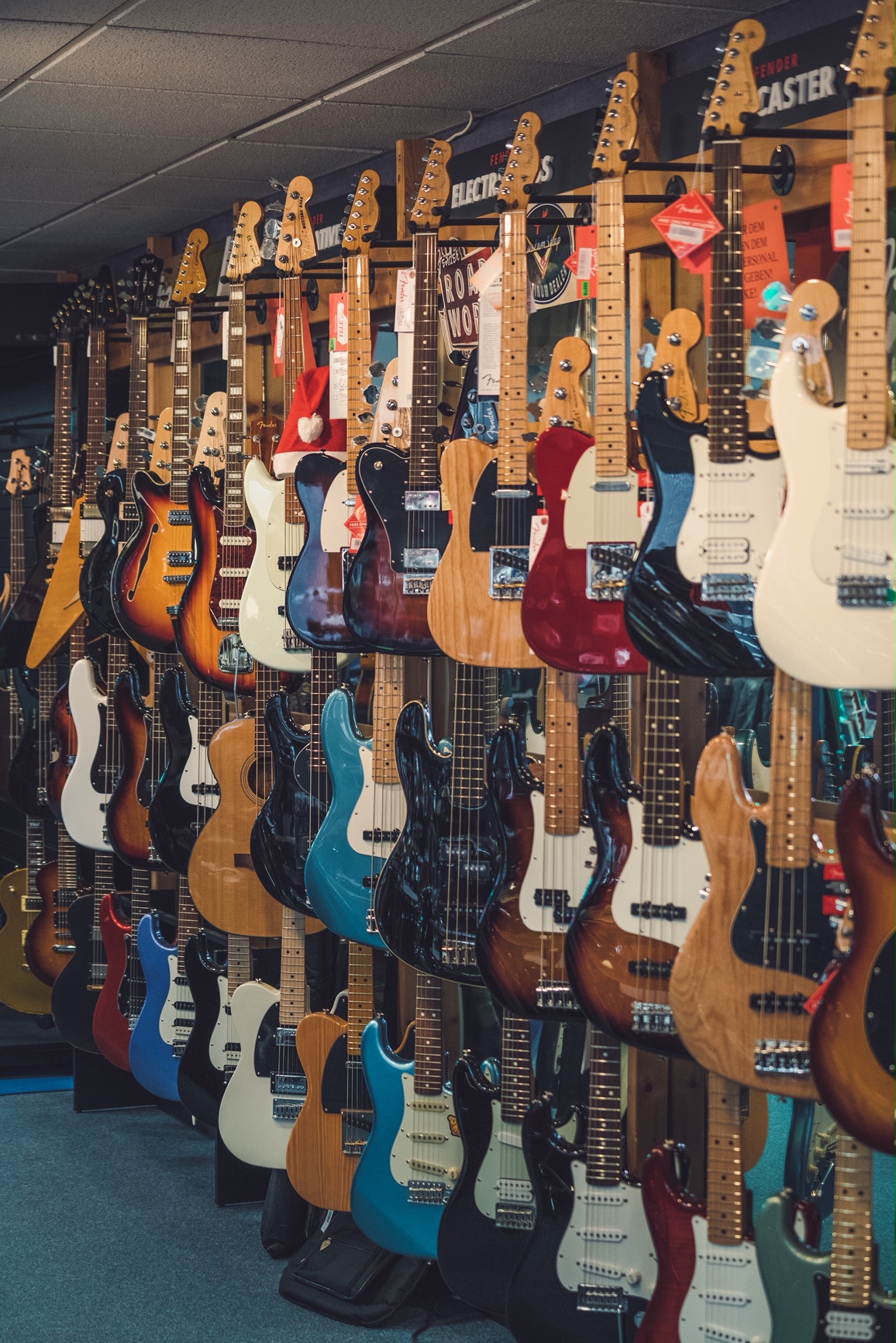 MUSIK EQUIPMENT GRIMM